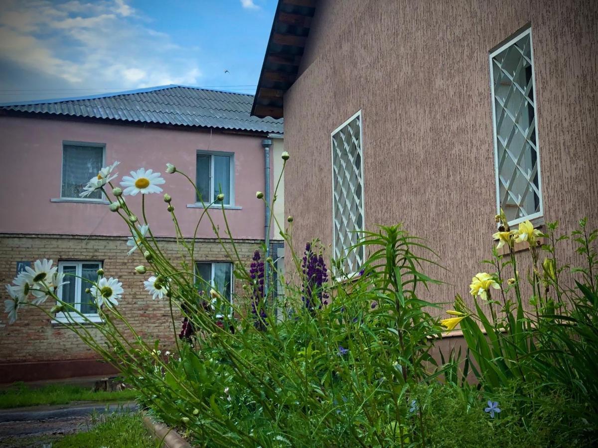 Guest House Oleksandriia Exterior foto